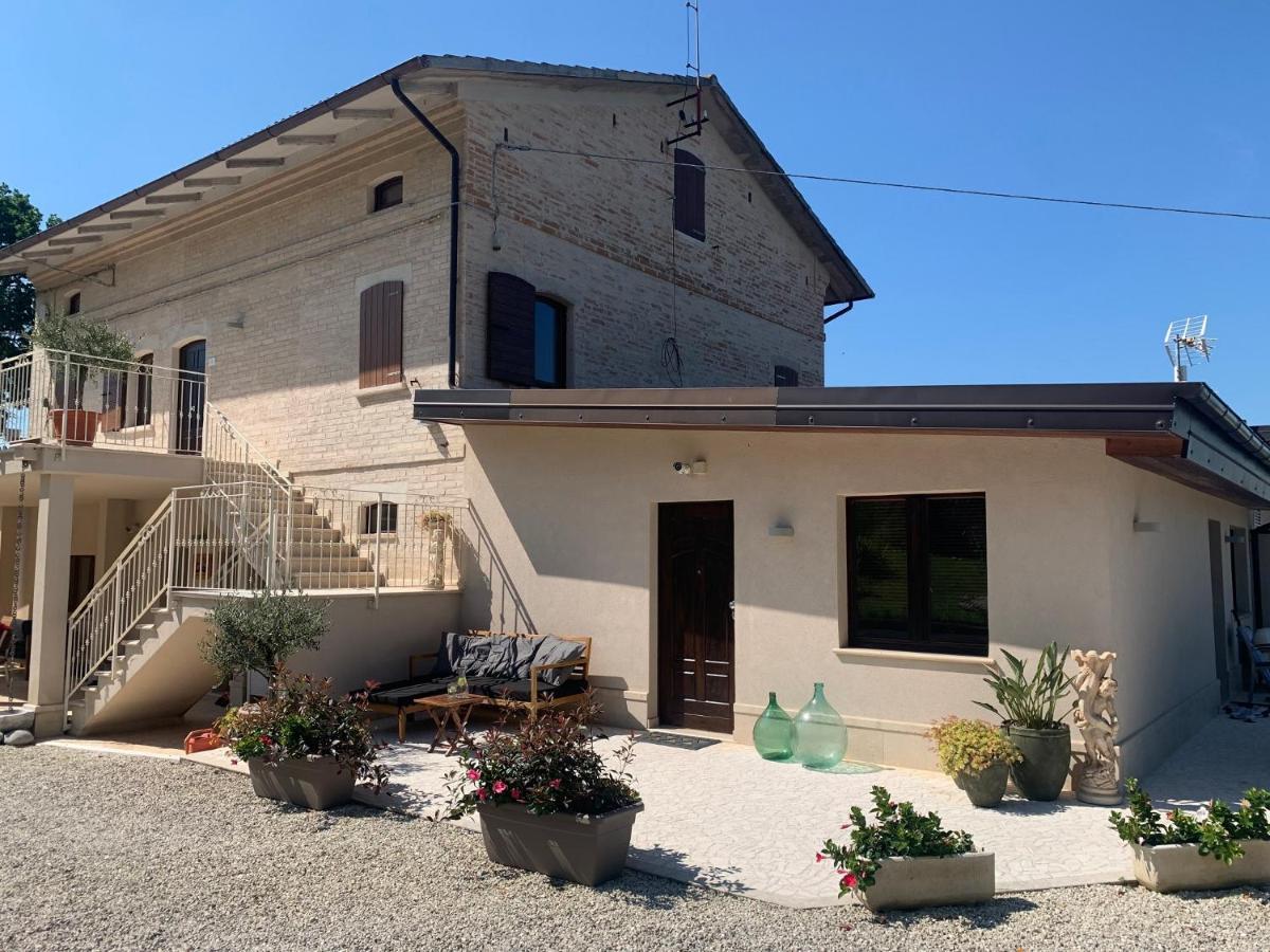 Gastronomic B&B Carlocarla Monte San Pietrangeli Luaran gambar