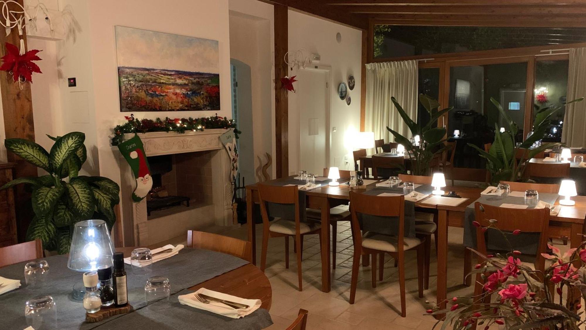 Gastronomic B&B Carlocarla Monte San Pietrangeli Luaran gambar