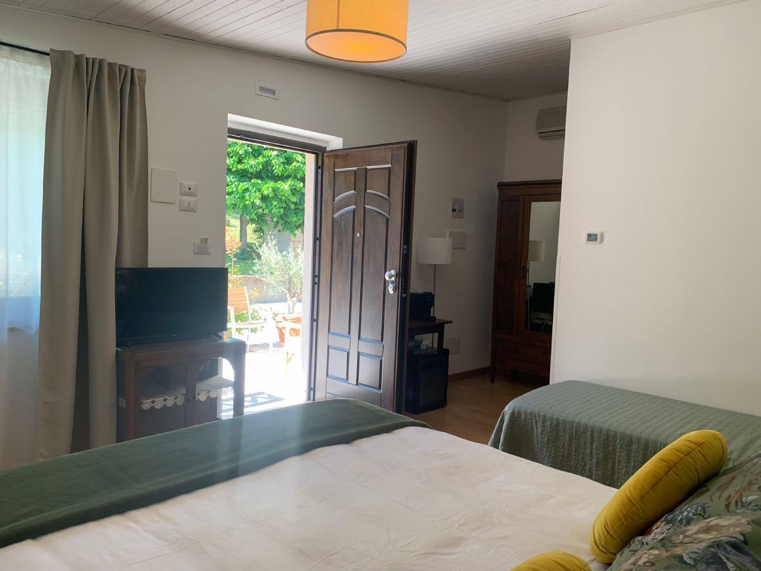 Gastronomic B&B Carlocarla Monte San Pietrangeli Luaran gambar